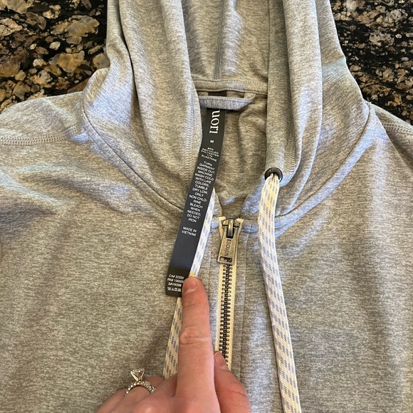 Vuori Gray Zip-Up Hoodie NWT - Picture 3 of 5